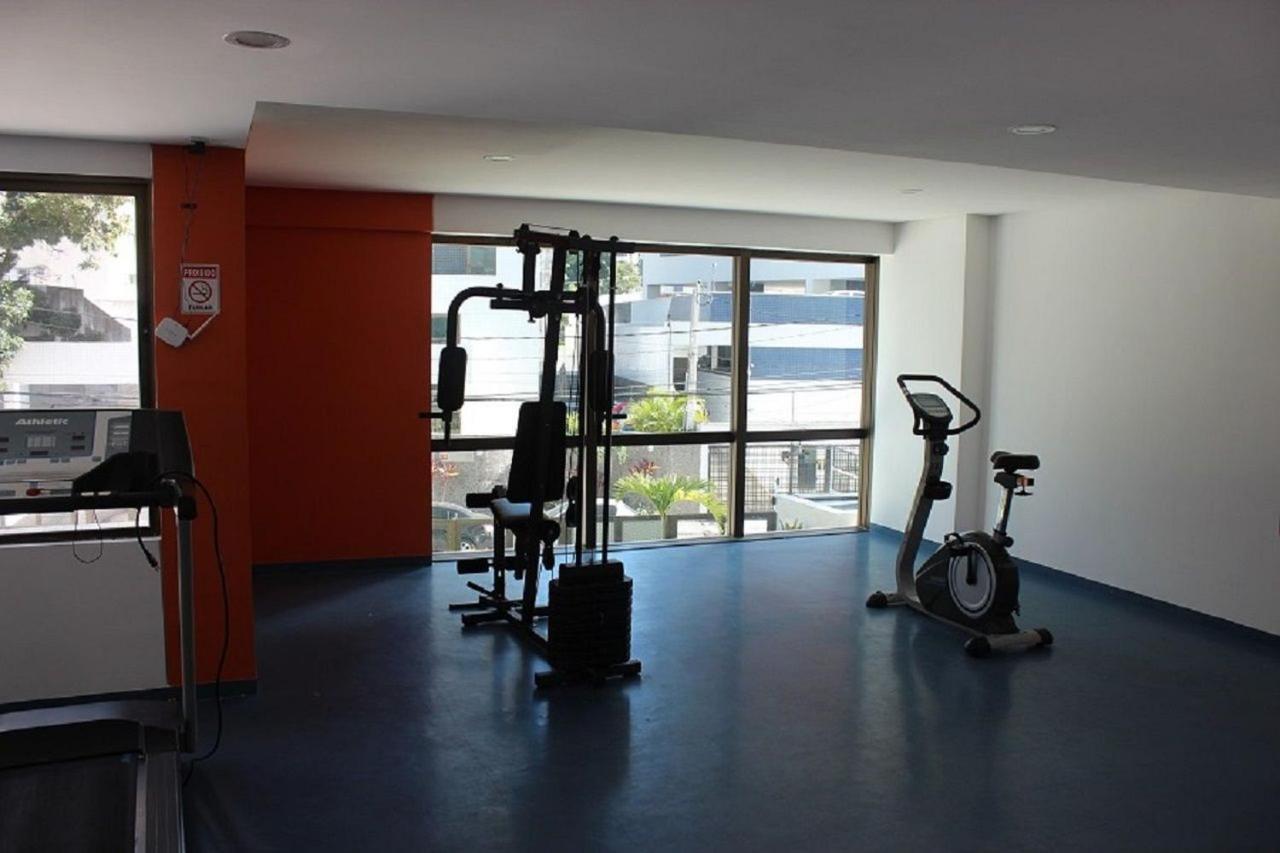 Excelente Flat Em Setubal Boa Viagem Ate 3 Pessoas Cercado Por Restaurantes E Supermercados Pm805 Recife Exterior foto